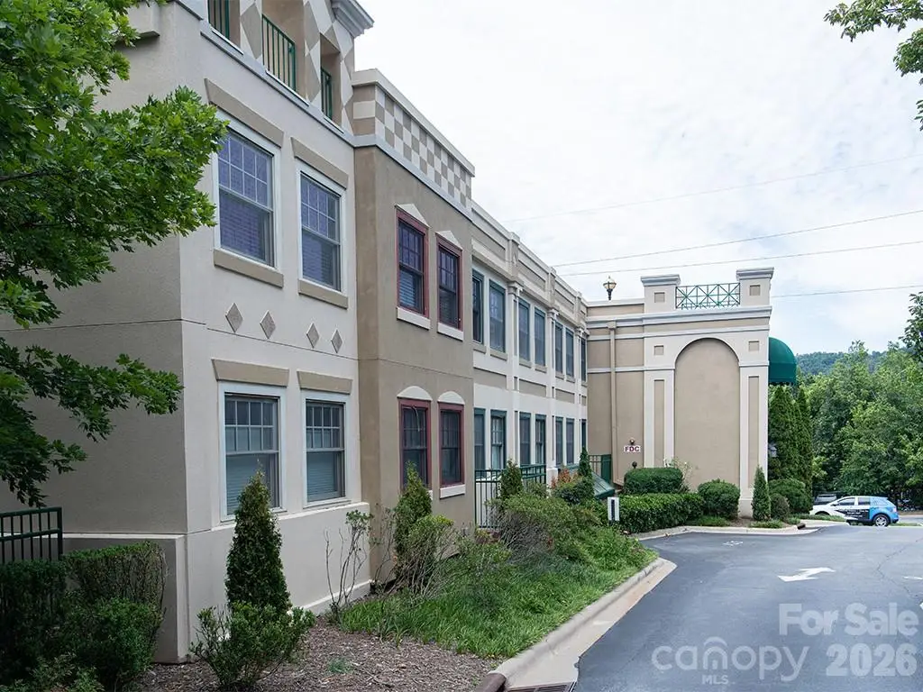 37 Hiawassee Street #W103, Asheville, NC 28801 - #1