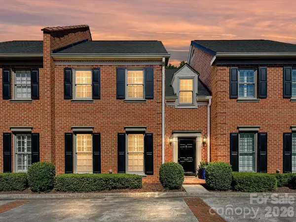2831 Sharon View Road, Charlotte, NC 28210