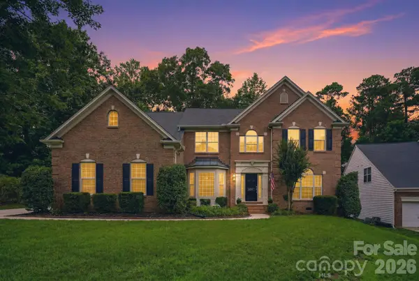 2937 Shady Reach Lane, Charlotte, NC 28214