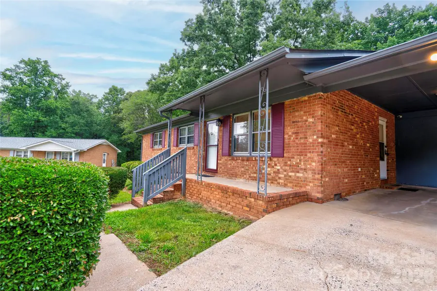 1323 N Lakewood Drive, Shelby, NC 28150 - #2