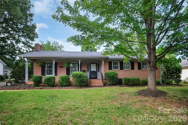 327 Arlington Street, Forest City, NC 28043