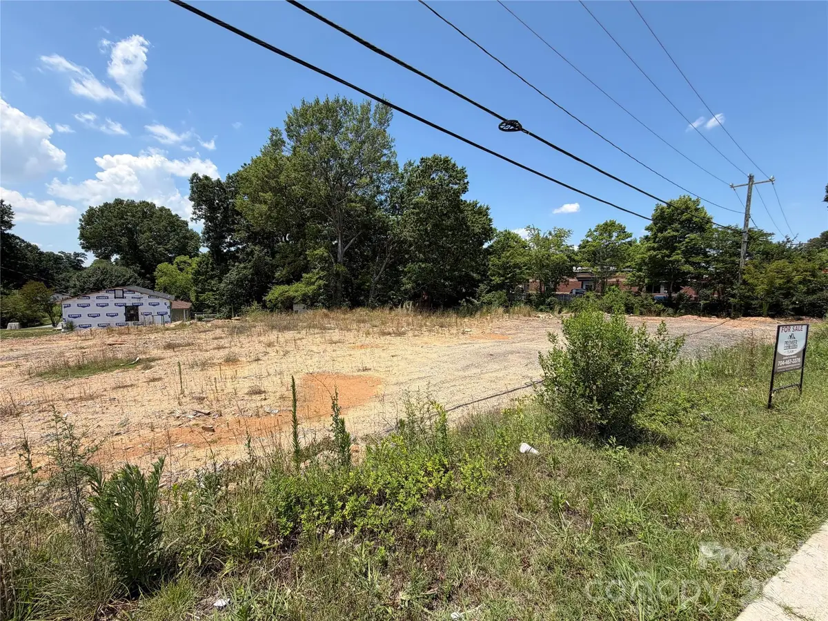 2990 Dale Earnhardt Boulevard, Kannapolis, NC 28083 - #1