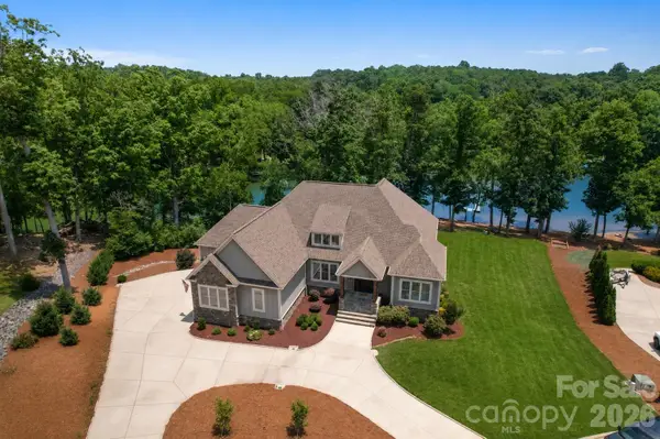 827 Misty Arbor Ford, Clover, SC 29710