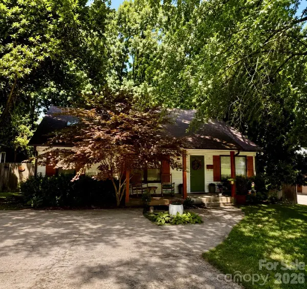 4431 Garris Road, Charlotte, NC 28209