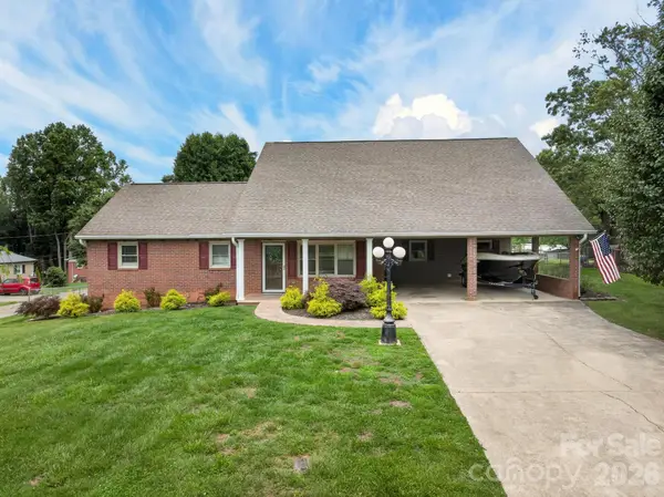 2411 Allendale Circle, Lenoir, NC 28645