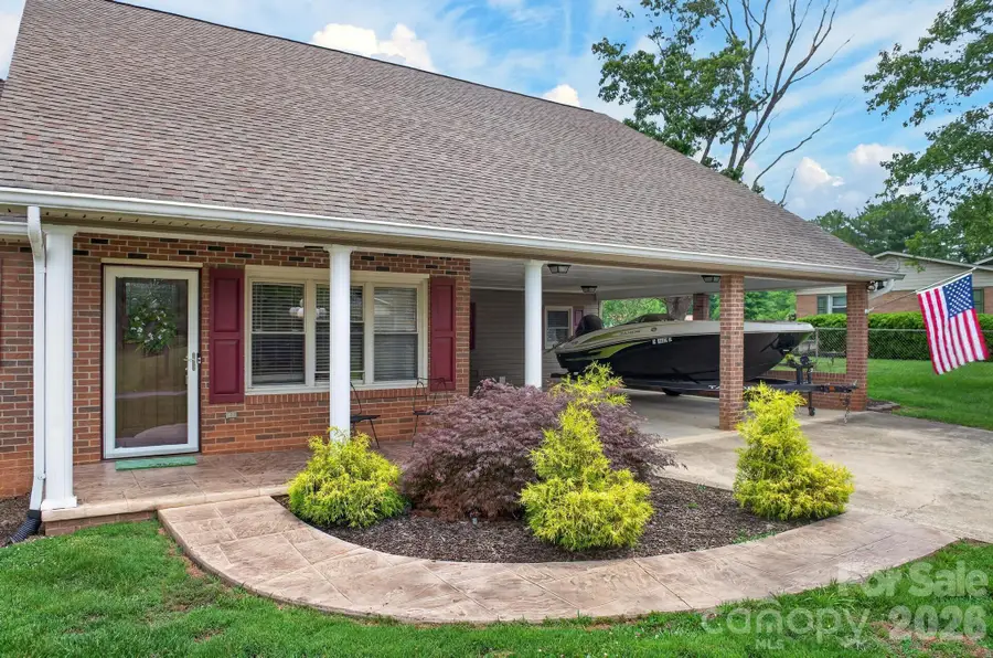 2411 Allendale Circle, Lenoir, NC 28645 - #2