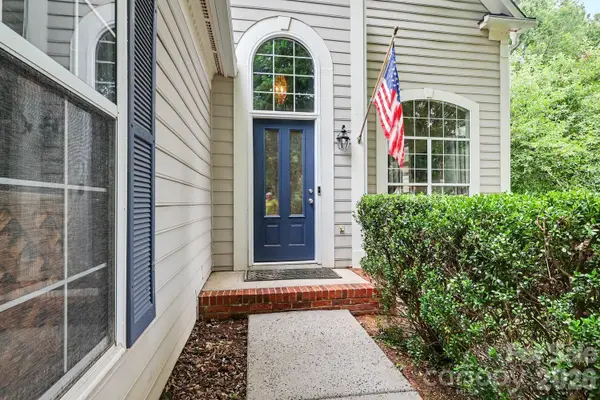 4710 Kirkgard Trail, Charlotte, NC 28269