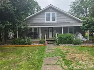 427 E Mills Avenue, Mooresville, NC 28115 - #1