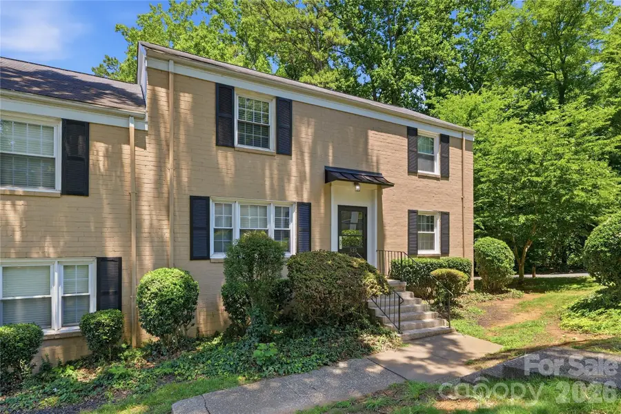 525 Wakefield Drive, Charlotte, NC 28209 - #2