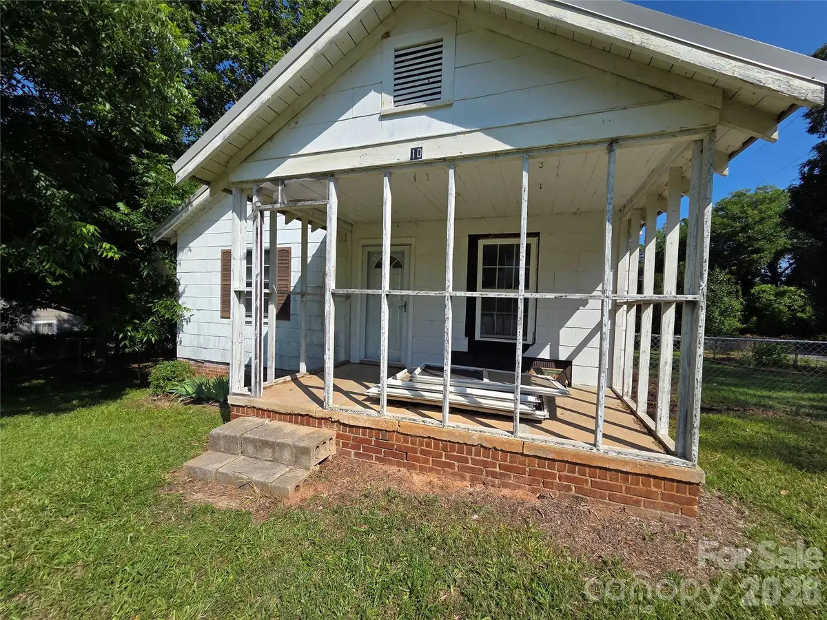 10 Wilson Avenue, Great Falls, SC 29055 - #1