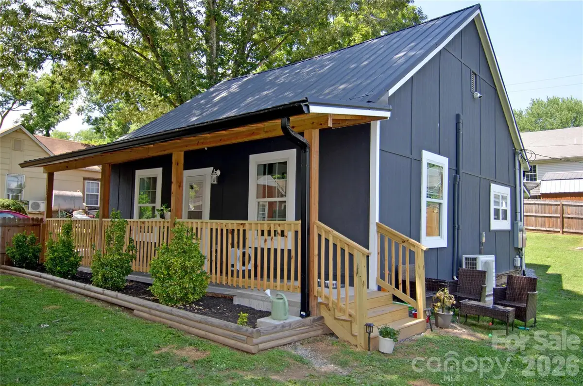 120 7th Street #20, Marion, NC 28752 - #1