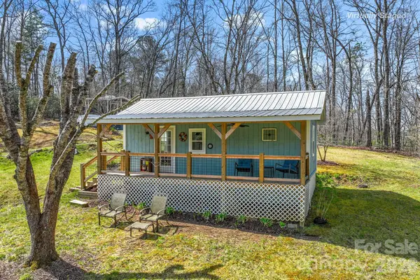 46 S Kimiko Lane, Balsam Grove, NC 28708