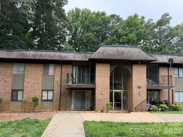 401 Orchard Trace Lane #8, Charlotte, NC 28213