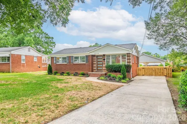 1434 Waddell Street, Charlotte, NC 28216