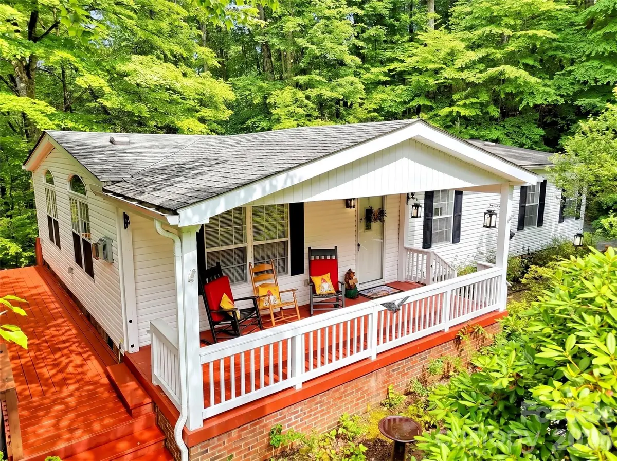 315 Oakstone Drive, Waynesville, NC 28785 - #1