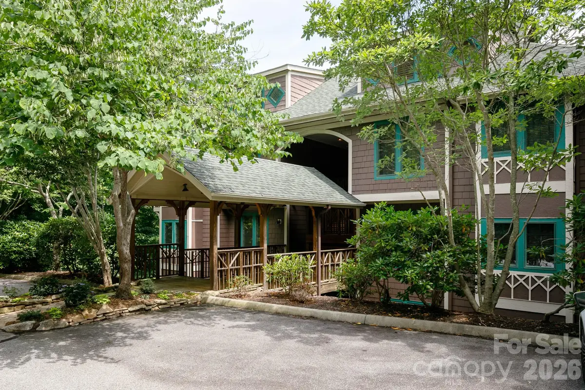 222 Creekside Way #D/301, Burnsville, NC 28714 - #1
