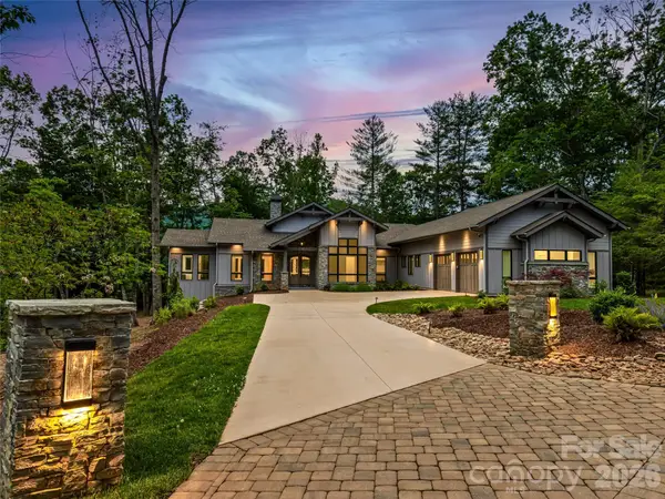 17 Nestlewood Drive, Arden, NC 28704