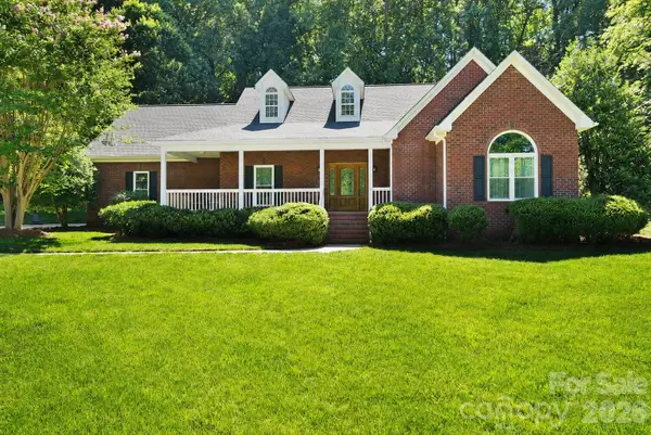 10846 Tyler Brook Lane, Charlotte, NC 28227