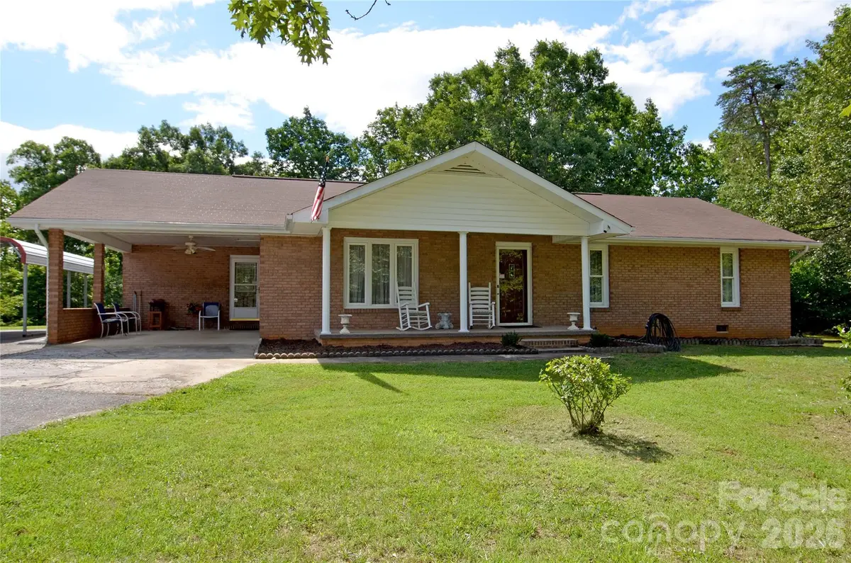 848 Deer Park Road, Nebo, NC 28761 - #1