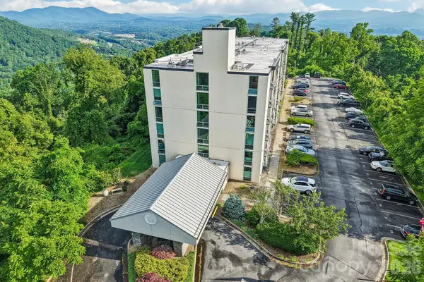 647 Town Mountain Road #212, Asheville, NC 28804