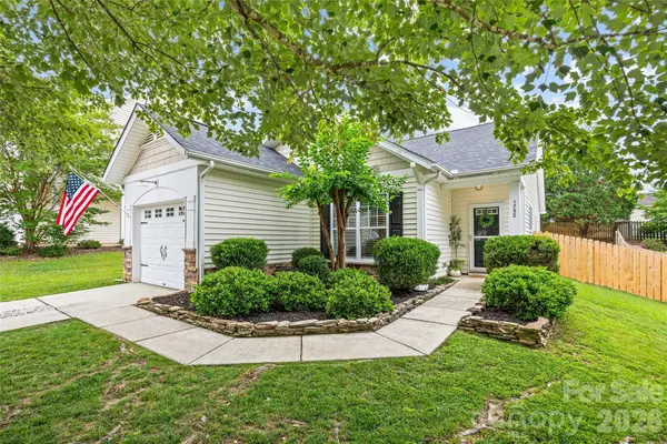 1732 Crabapple Tree Lane, Charlotte, NC 28214