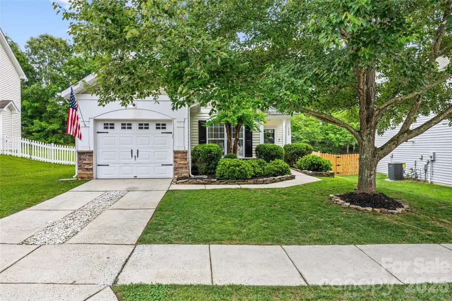 1732 Crabapple Tree Lane, Charlotte, NC 28214 - #3