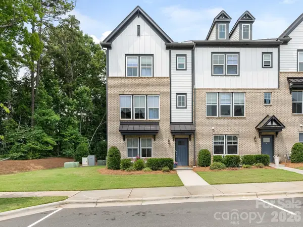 15004 Bayou Drive, Charlotte, NC 28277