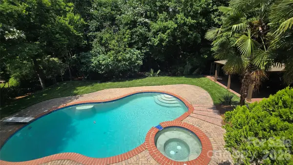 2814 Winding Oak Drive, Charlotte, NC 28270