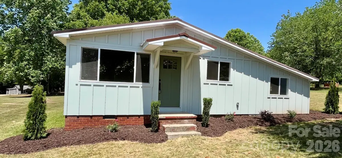 908 E 1st Street, Newton, NC 28658 - #1