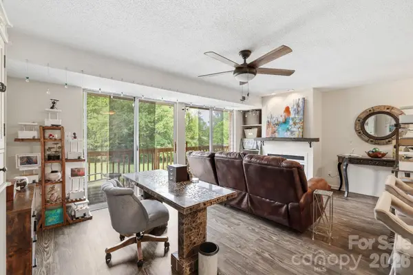 9630 Old Gate Drive, Matthews, NC 28105