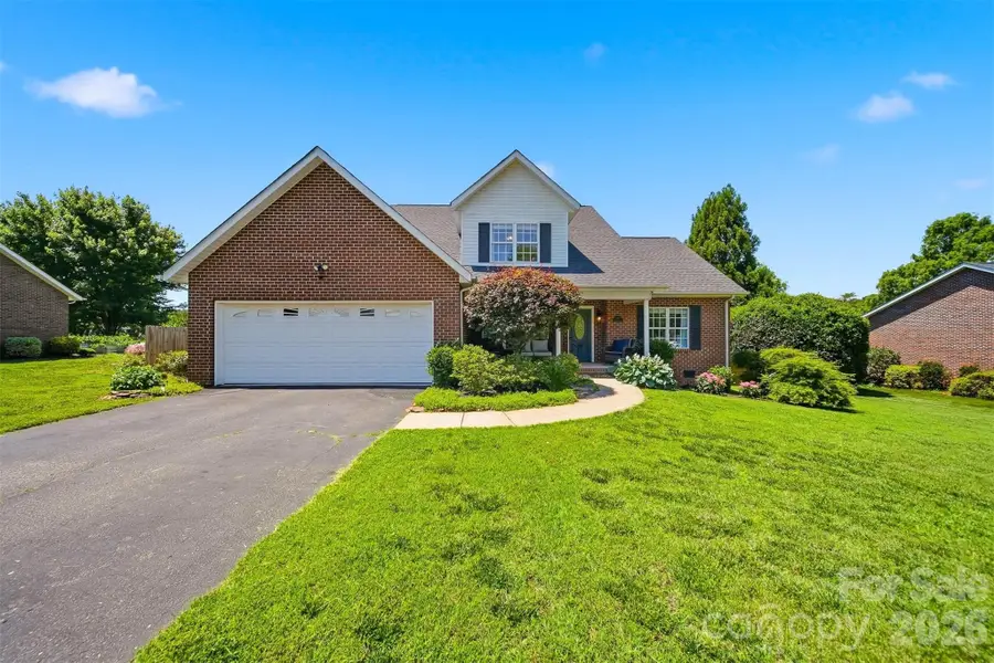 4005 Brickfield Street, Hickory, NC 28602 - #2