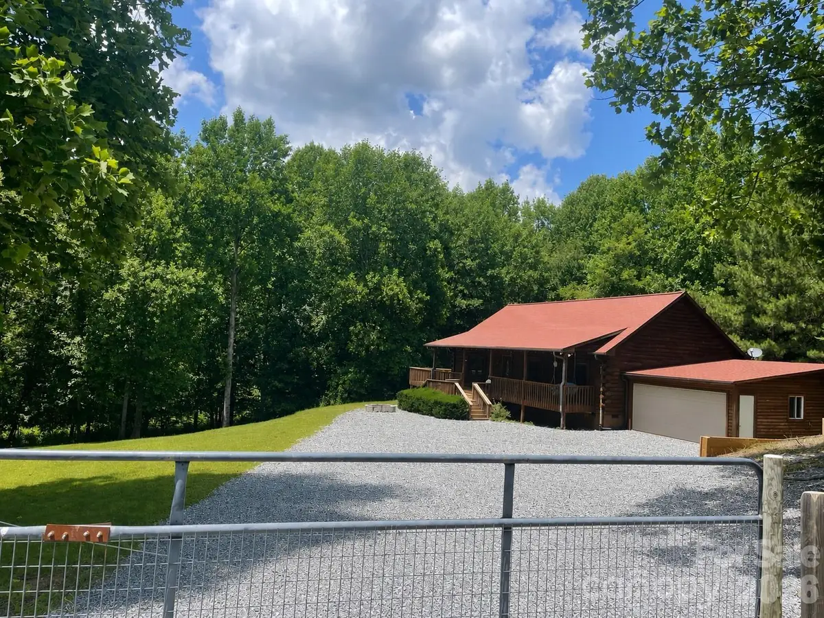 114 Woodstock Lane, Rutherfordton, NC 28139 - #1