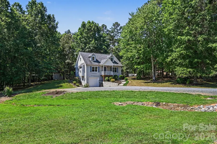 9624 Forest Drive, Charlotte, NC 28216 - #3