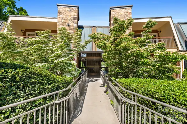 203 Bowling Park Road, Asheville, NC 28803