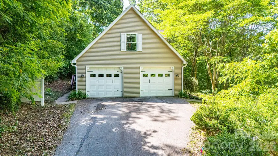 142 Blake Drive, Canton, NC 28716 - #2