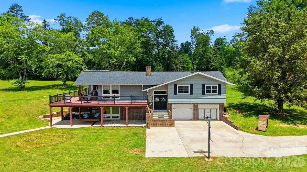 2411 Robertson Lane, Lenoir, NC 28645 - #1