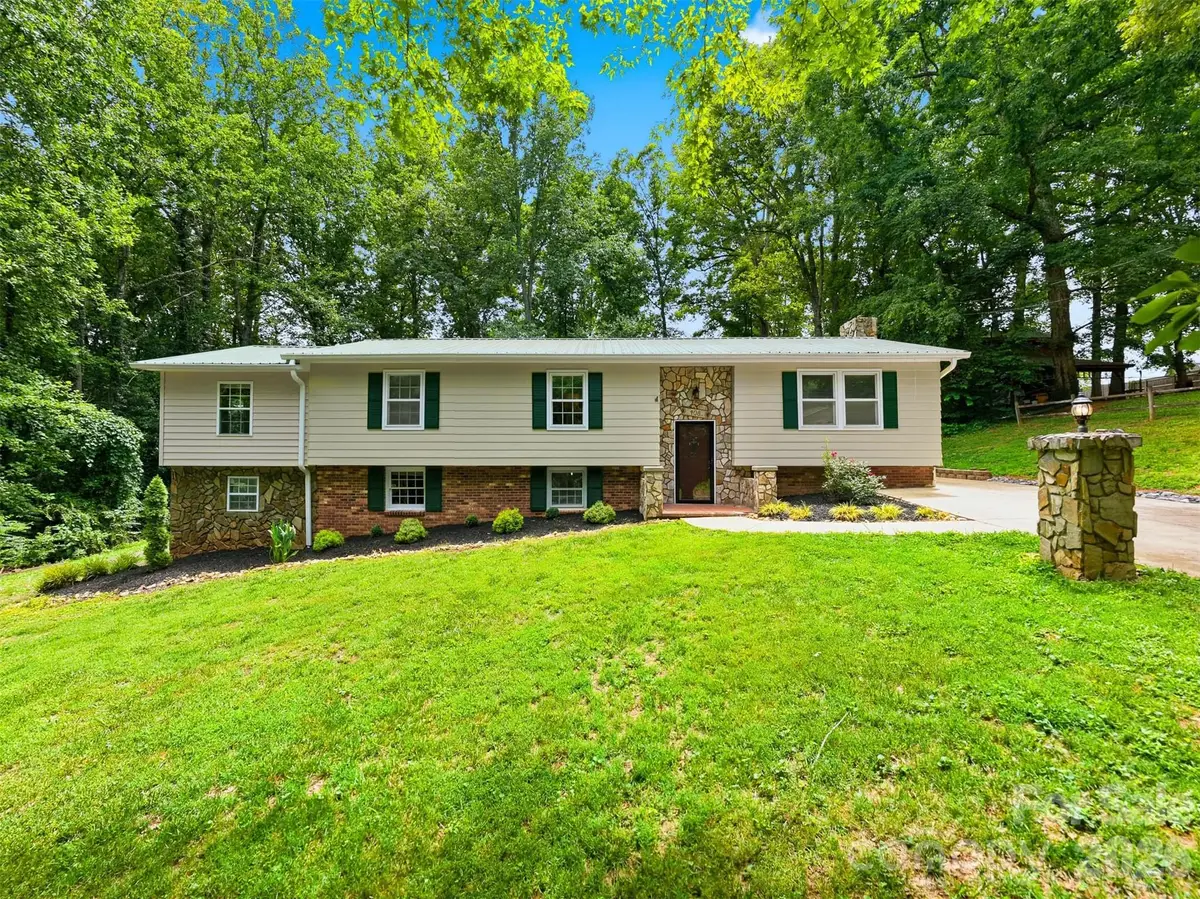 408 Birch Circle Drive, Hudson, NC 28638 - #1