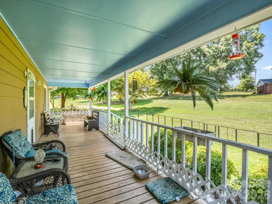 202 Sunset Memorial Road, Forest City, NC 28043 - #2