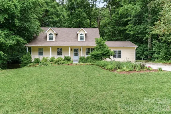 7371 Summit Drive, Denver, NC 28037