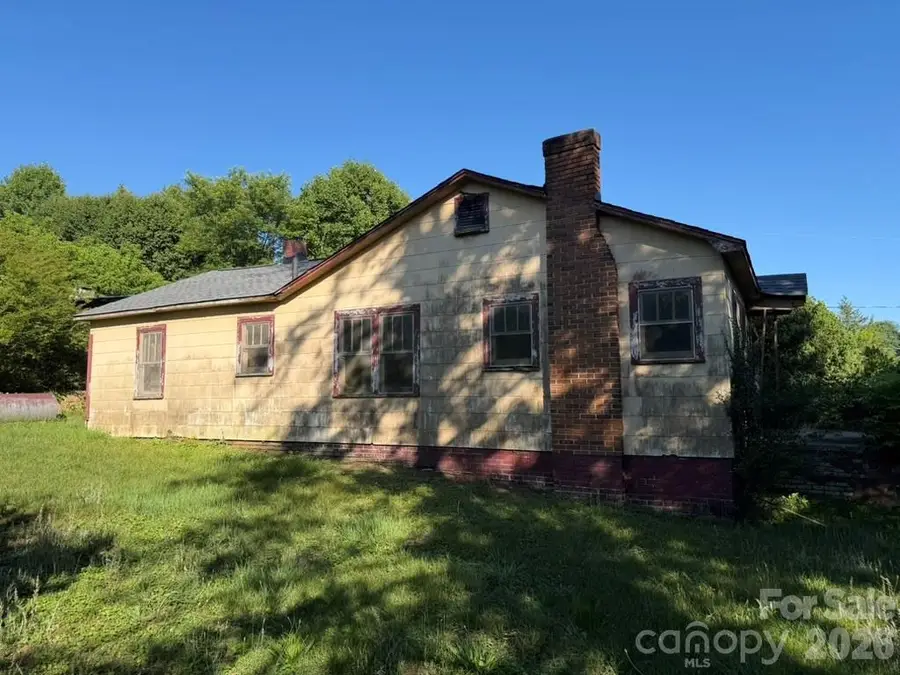 3370 Rocky Road, Lenoir, NC 28645 - #3