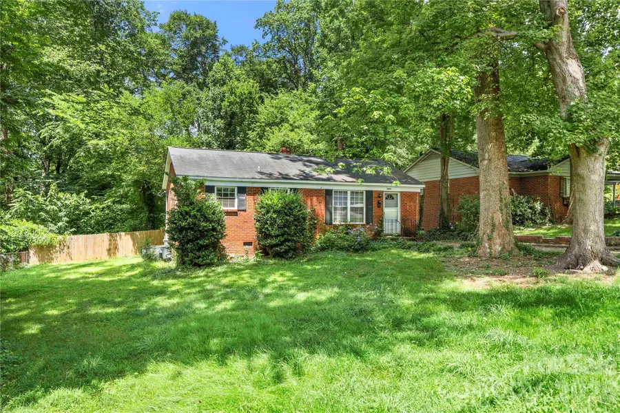 5027 Erickson Road, Charlotte, NC 28205 - #2