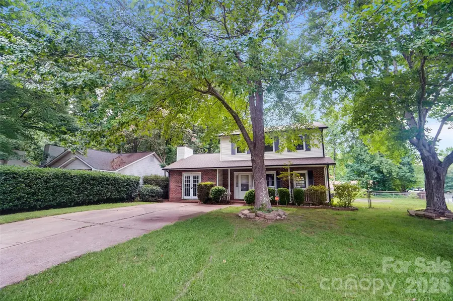 900 Highland Mist Lane, Charlotte, NC 28215 - #2