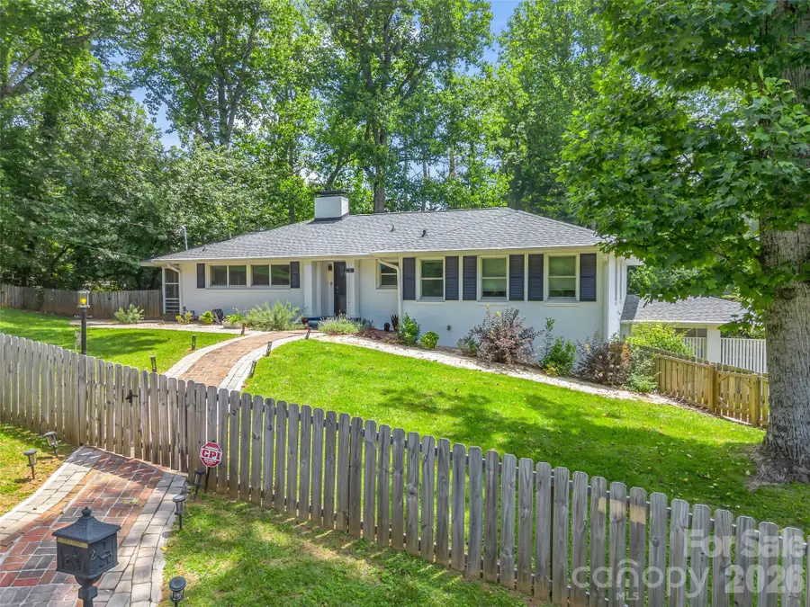 2 Bevlyn Drive, Asheville, NC 28803 - #2