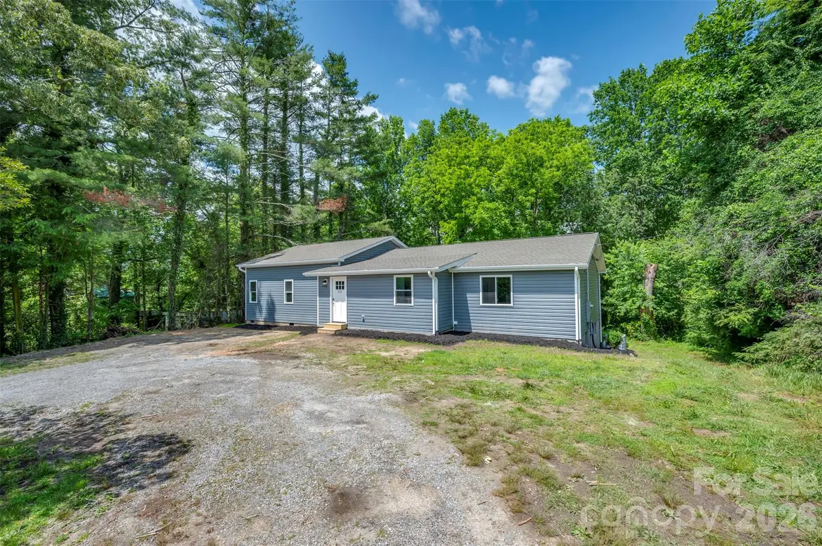 323 Stepp Avenue, Hendersonville, NC 28739 - #1