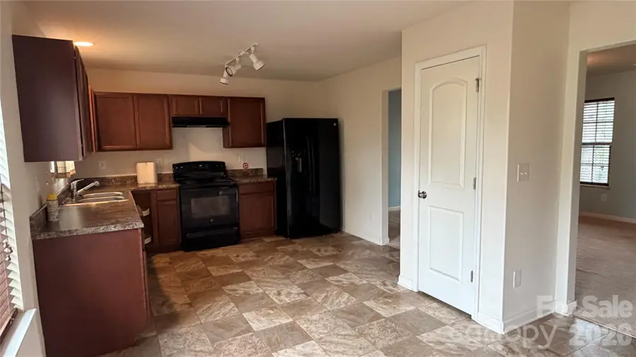 2602 Meadow Knoll Drive, Charlotte, NC 28269 - #3