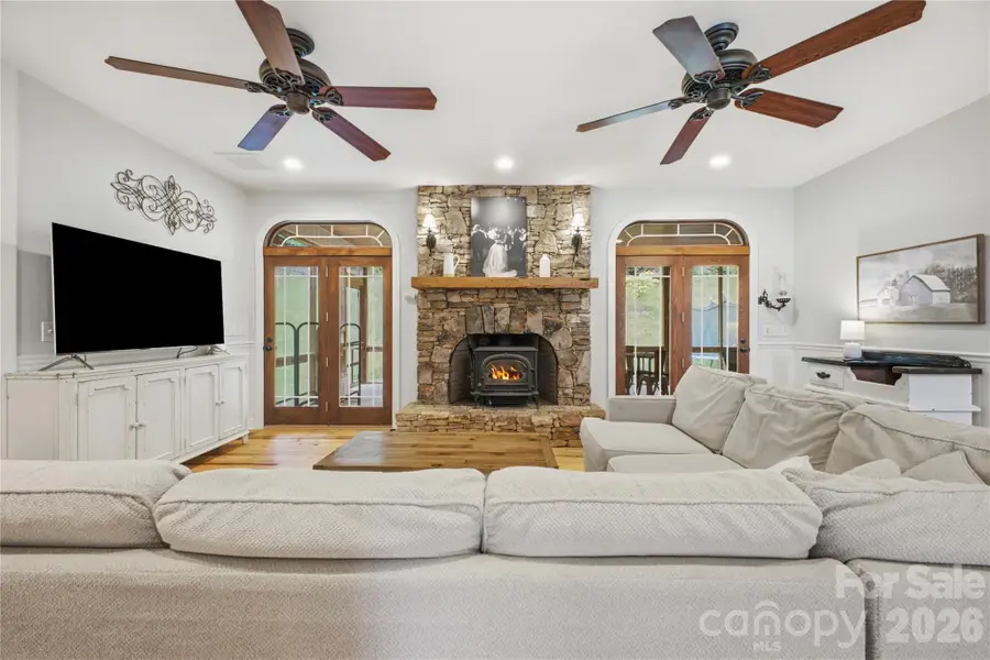 227 Black Bear Cove, Clyde, NC 28721 - #2
