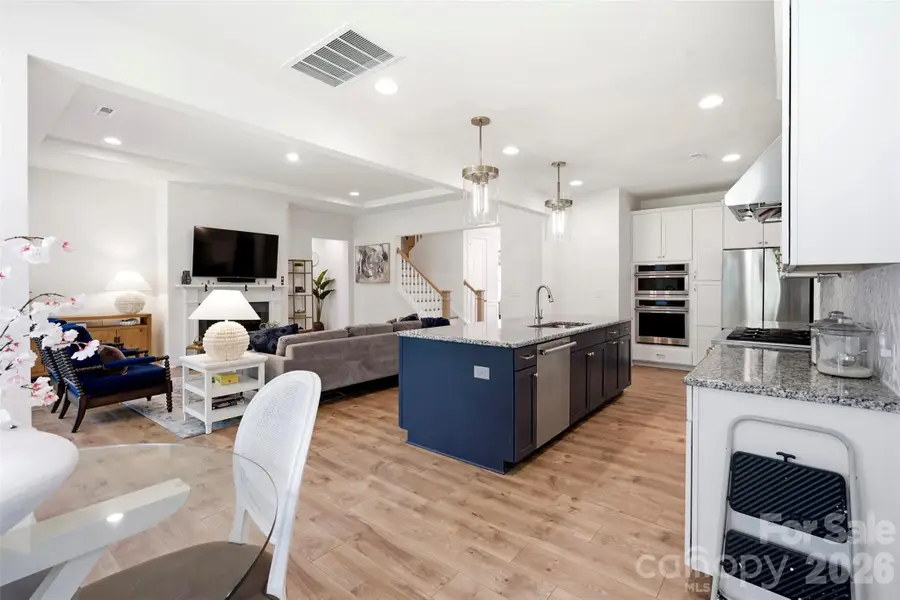15611 Walnut Hill Drive, Charlotte, NC 28278 - #3