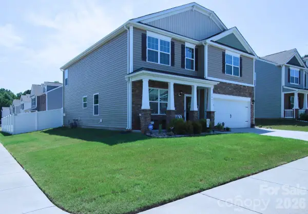 2005 Mariah Glen Court, Charlotte, NC 28213