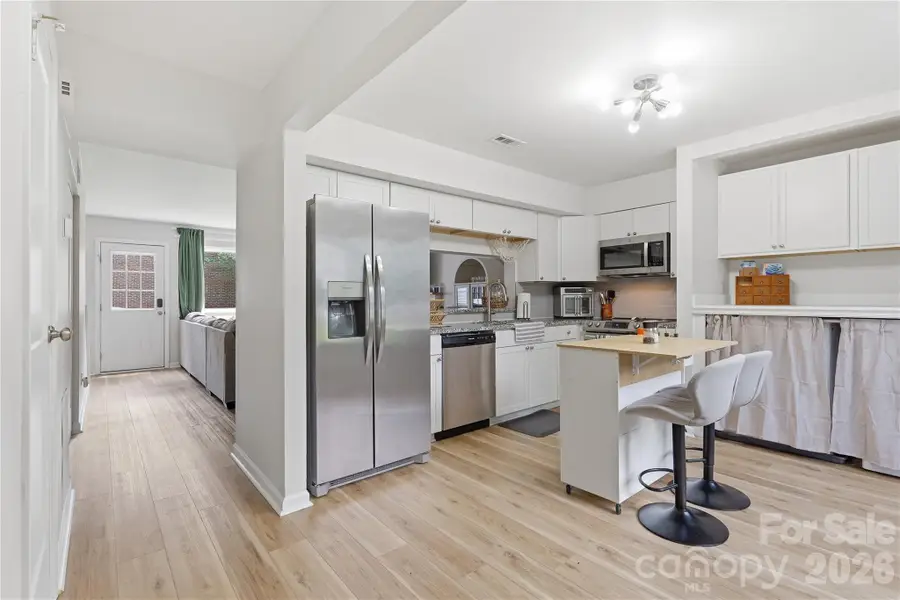 8208 Knights Bridge Road, Charlotte, NC 28210 - #2