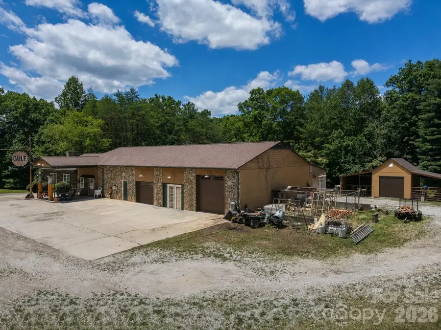 2269 Lee Roy Lane, Lenoir, NC 28645 - #3